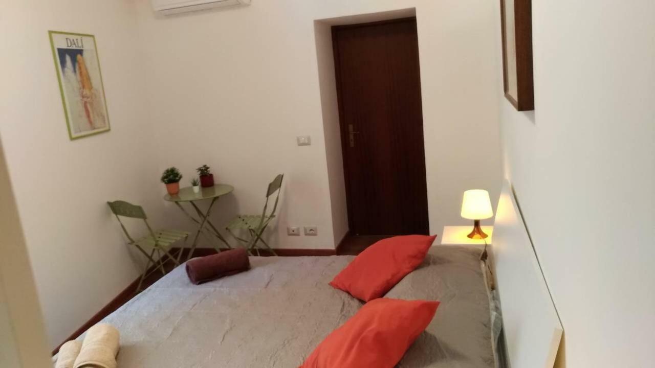 A Casa Di Lori Apartman Catania-Fontanarossai nemzetközi repülőtér Kültér fotó